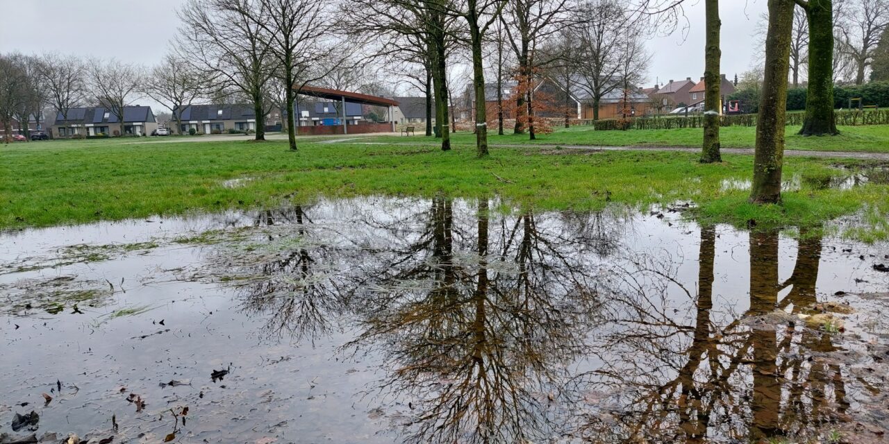 Nat weer speelt herinrichting Heijmanspark parten