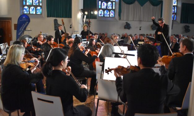 Adembenemend ‘Concert voor de Vrede’ in Offerse muziektempel