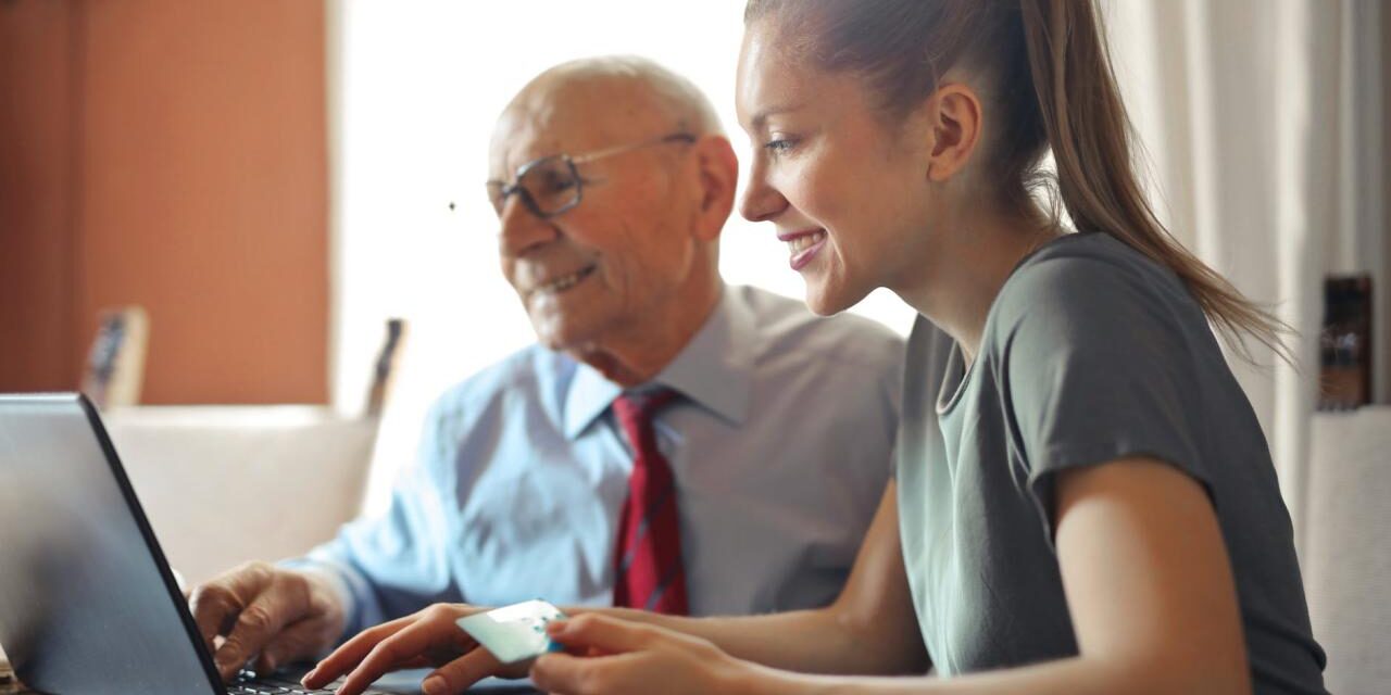 Peiling interesse onder senioren voor ‘cursus mobiele telefoon’ en ‘cursus veilig internetten’