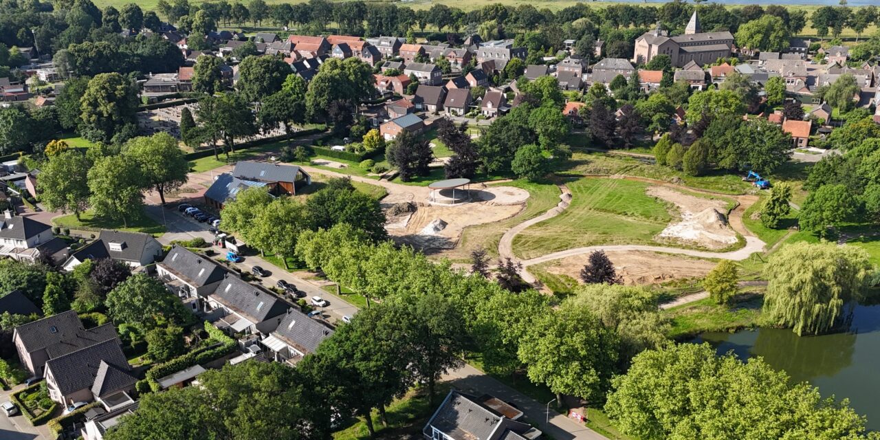 Fotoalbum: Renovatie Heijmanspark vanuit de lucht gezien