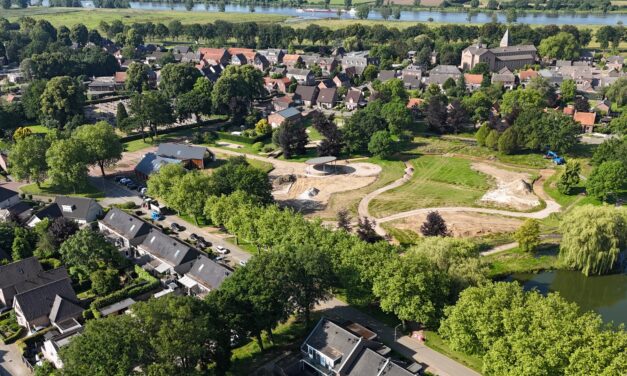 Fotoalbum: Renovatie Heijmanspark vanuit de lucht gezien