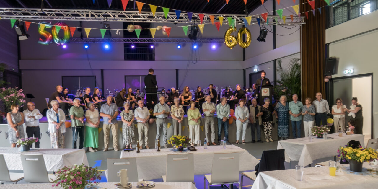 Fotoalbum: Jubilarissenconcert Fanfare Helpt Elkander