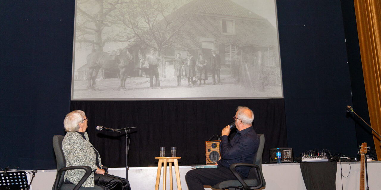Goed bezochte filmavond en lezing rond thema 80 jaar bevrijding (fotoalbum)