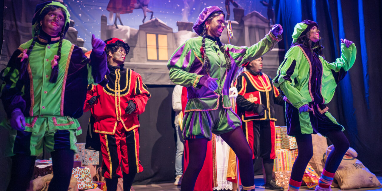 Video: Pietendans Yi-Ha-Hee op Sinterklaasdisco