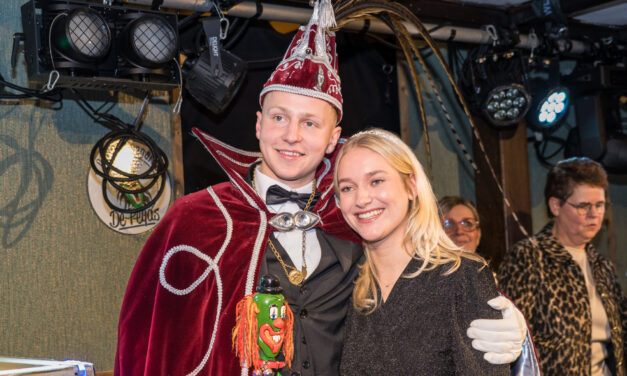 Prins Jip d’n urste regeert in offere