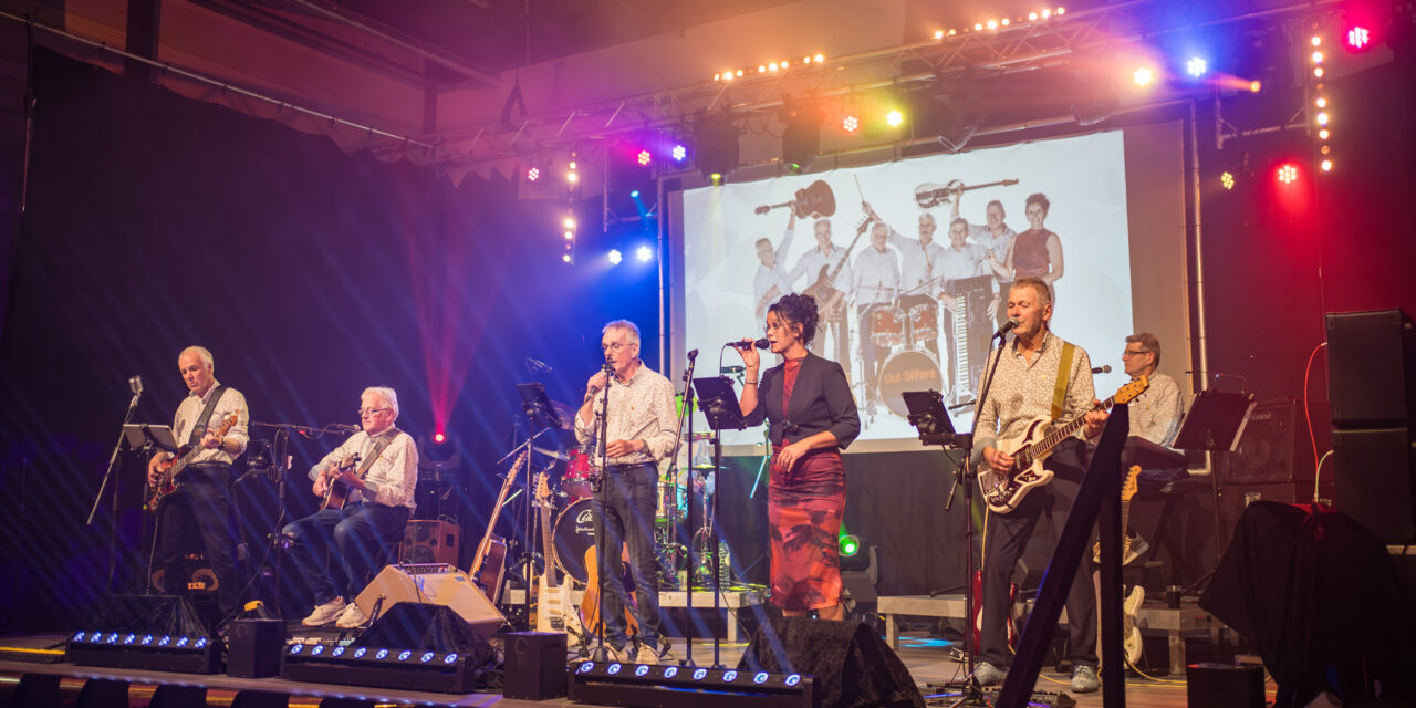 Fotoalbum: 60 Joar Uut Offere