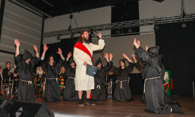 Fotoalbum: Lach en Luuster 2025